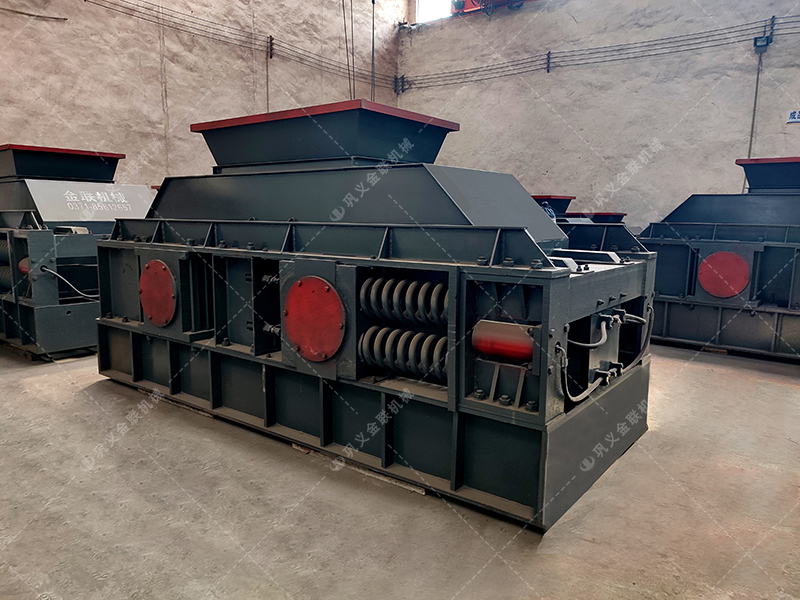 制砂效果好的對輥破碎機哪里買更實惠？