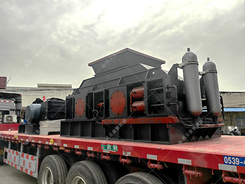 堅固耐用，何以見得？—— 剖析1080型輥式破碎機的材質(zhì)與結(jié)構(gòu)設(shè)計?